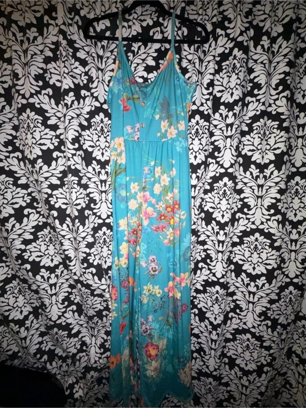 Izuria Floral Jumpsuit in Blue Size Medium Like New